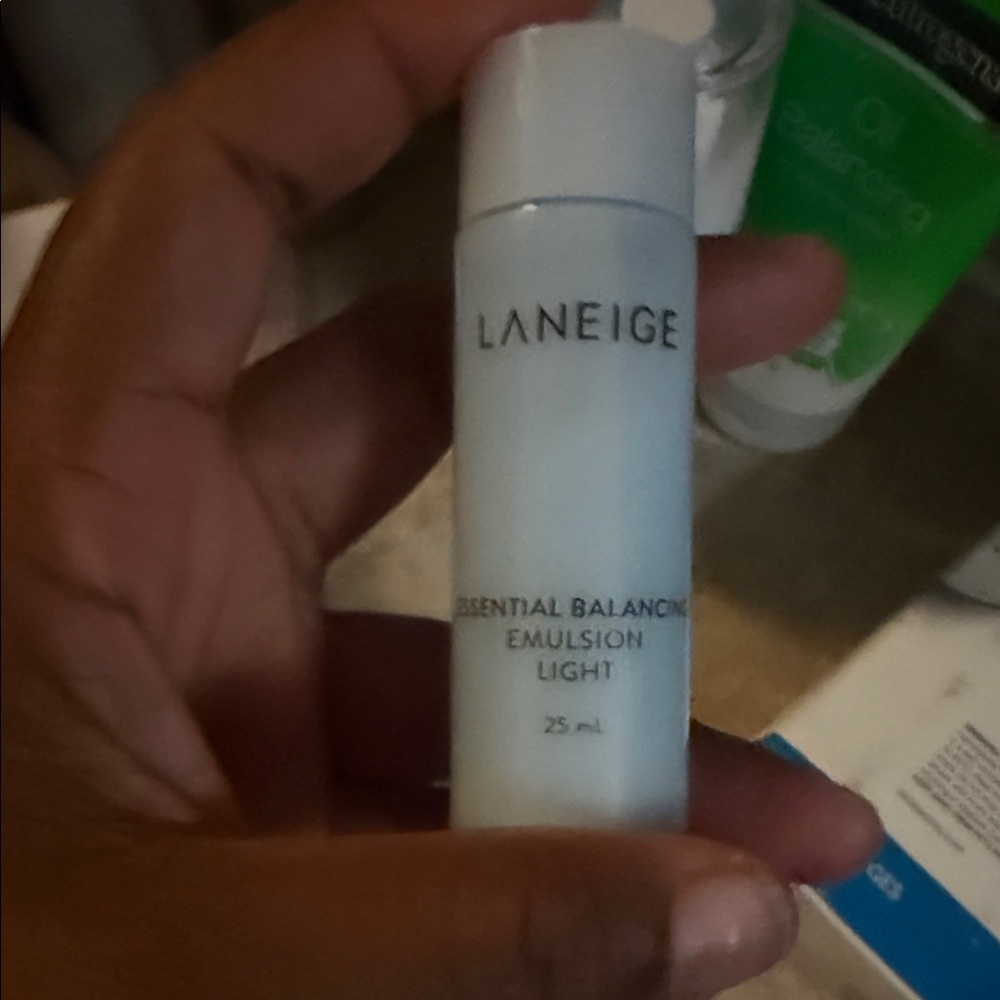 LANEIGE Essential Balancing Emulsion Light - Cream
